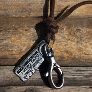 VINTAGE Abercrombie & Fitch leather necklace - RARE